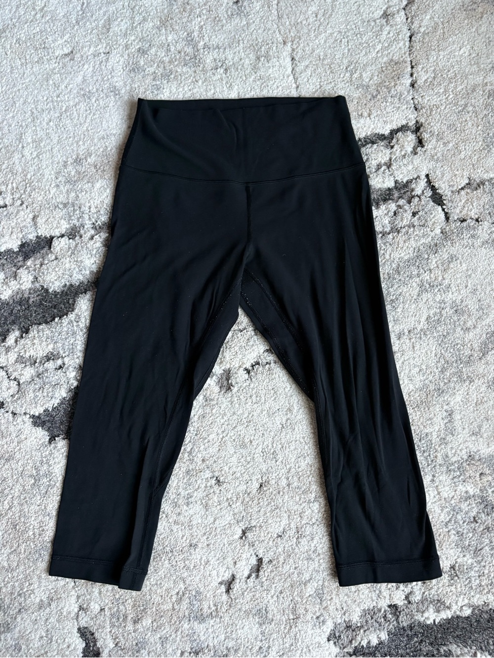lululemon Women’s Black Capri Leggings Size 8